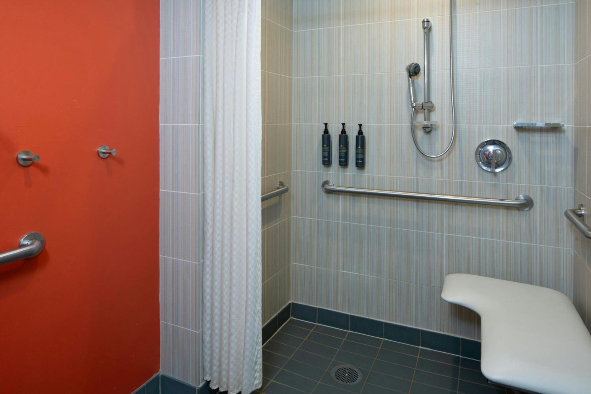 Aloft Green Bay Hotell Eksteriør bilde